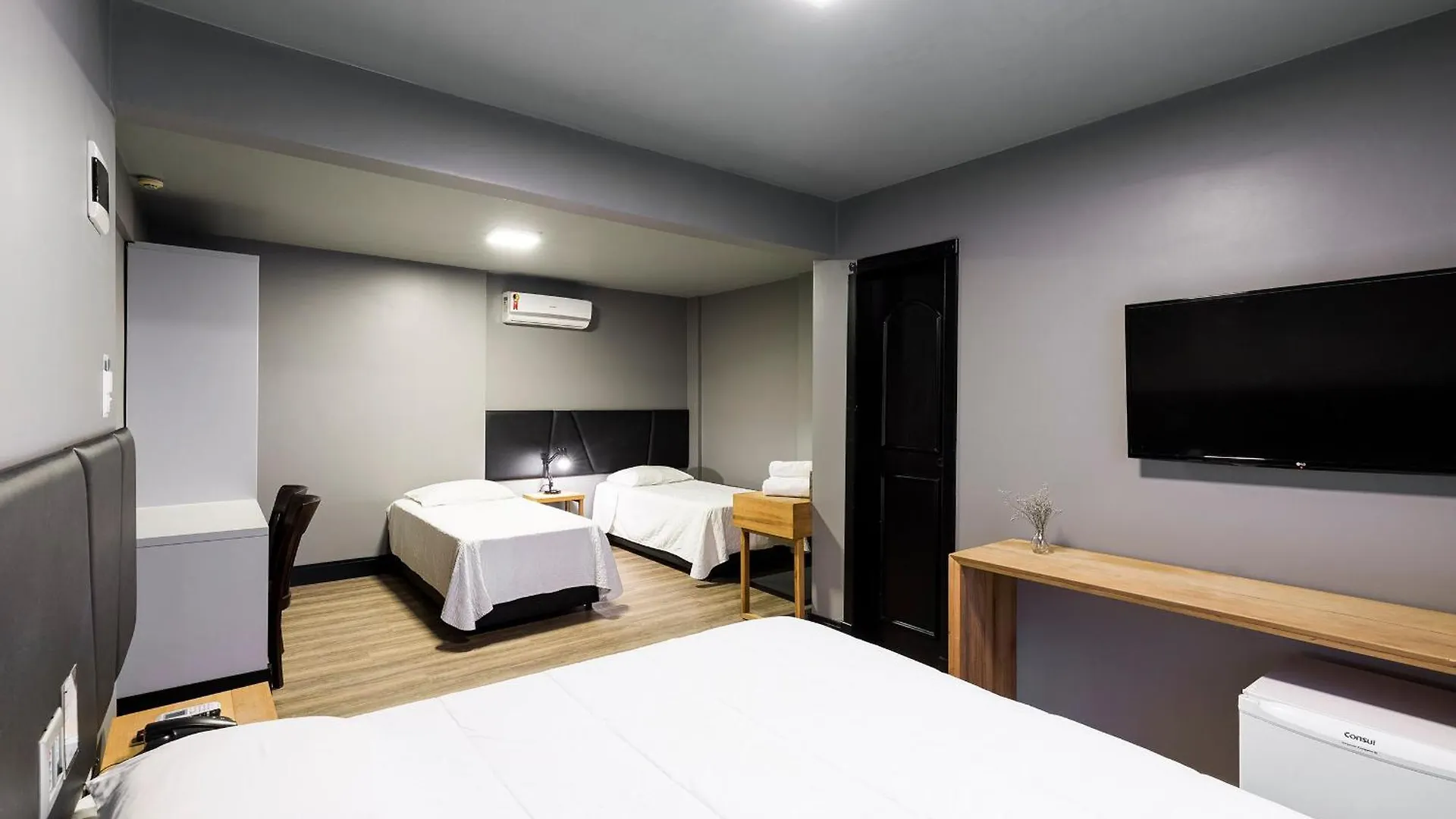 Hm Hotel Balneario Camboriu 4*,
